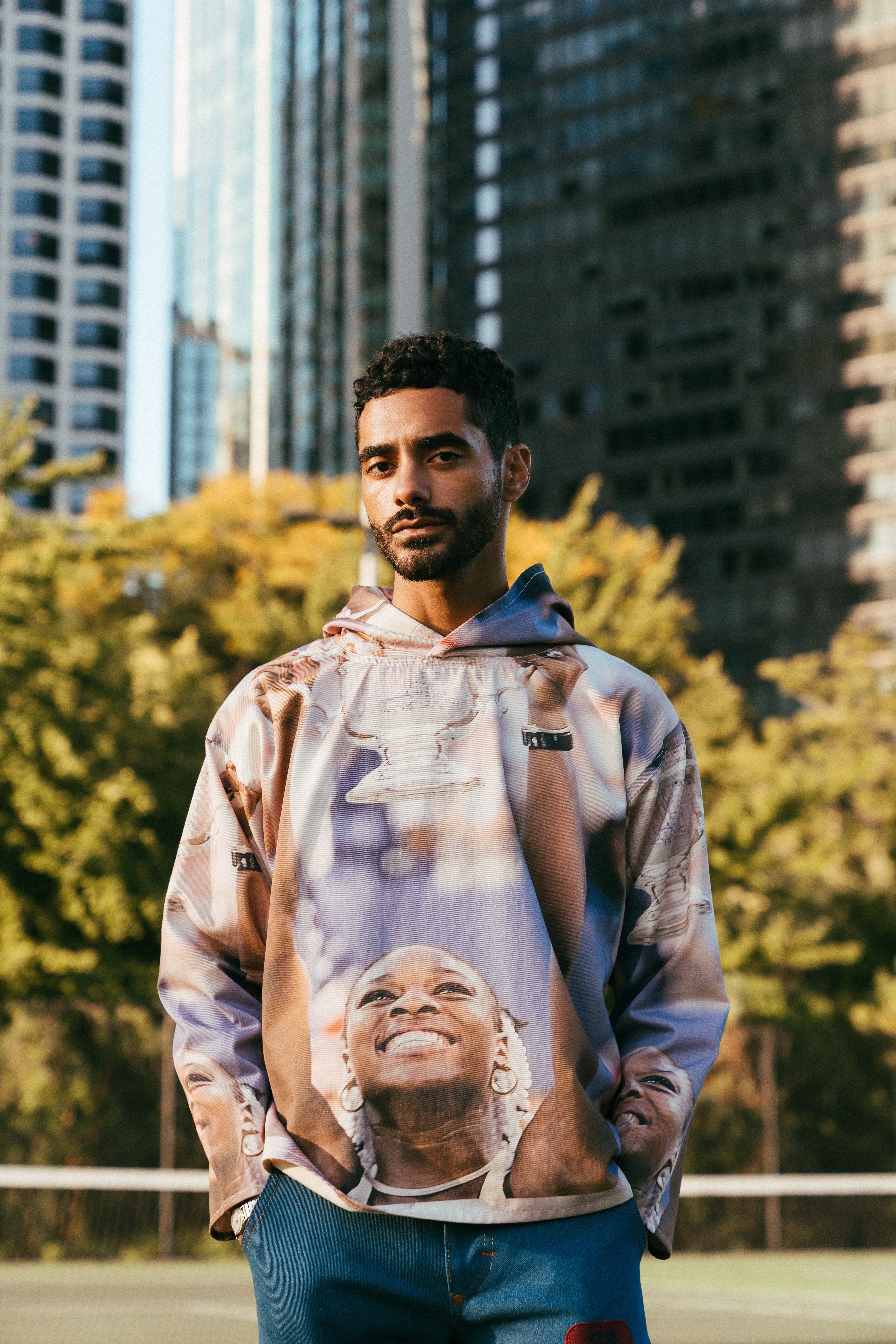 SERENA HOODY – Sheila Rashid